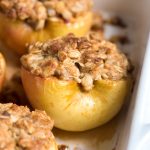 baked-apple-with-cinnamon-almonds